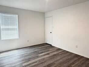 5921 Antonio Pl in Seguin, TX - Building Photo - Building Photo