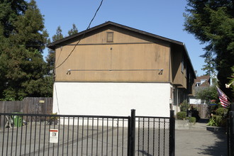 3123-3129 Cuthbert Ave in Oakland, CA - Building Photo - Building Photo