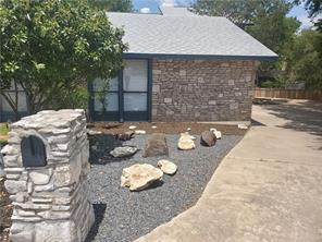 9217 Knoll Crest Loop