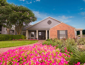 Solana Vista in Corpus Christi, TX - Building Photo - Building Photo