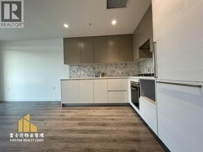 8181 Chester St in Vancouver, BC - Building Photo - Building Photo