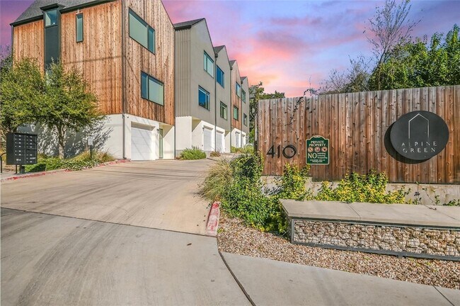 410 W Alpine Rd, Unit 3 in Austin, TX - Foto de edificio - Building Photo