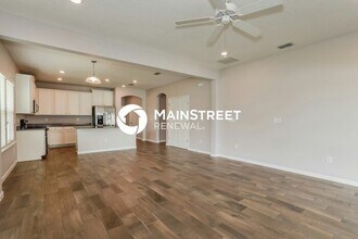1118 Silver King Rd in Jacksonville, FL - Building Photo - Building Photo
