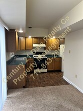 197 Crown Pointe Dr in East York, PA - Building Photo - Building Photo