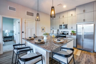 Prime in Kissimmee, FL - Building Photo