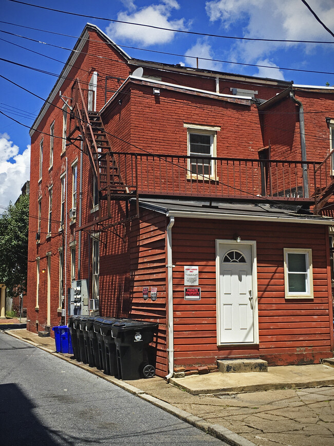 211-213 Briggs St in Harrisburg, PA - Building Photo - Building Photo