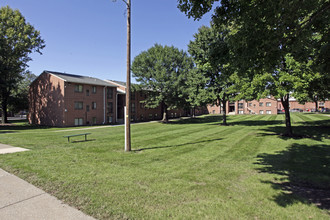 Cumberland Court in Harrisburg, PA - Building Photo - Building Photo