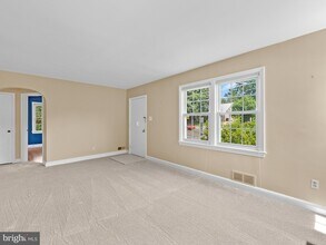 404 S George Mason Dr in Arlington, VA - Building Photo - Building Photo