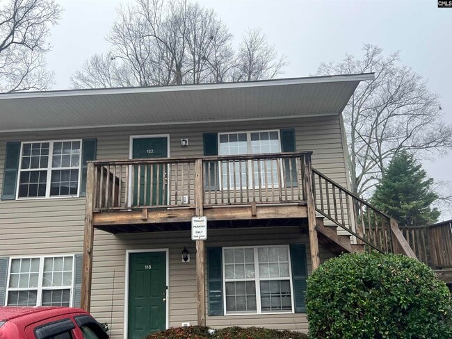 property at 124 Hazelwood Ct