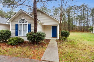 3825 Elizabeth Ave in New Bern, NC - Building Photo