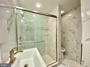 37 N 3rd St in Philadelphia, PA - Building Photo - Building Photo