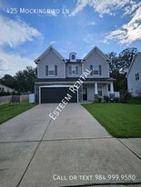 425 Mockingbird Ln in Mebane, NC - Building Photo
