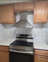 1205 Valencia Dr NE in Albuquerque, NM - Building Photo - Building Photo