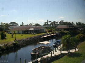 15160 Riverbend Blvd in North Fort Myers, FL - Building Photo