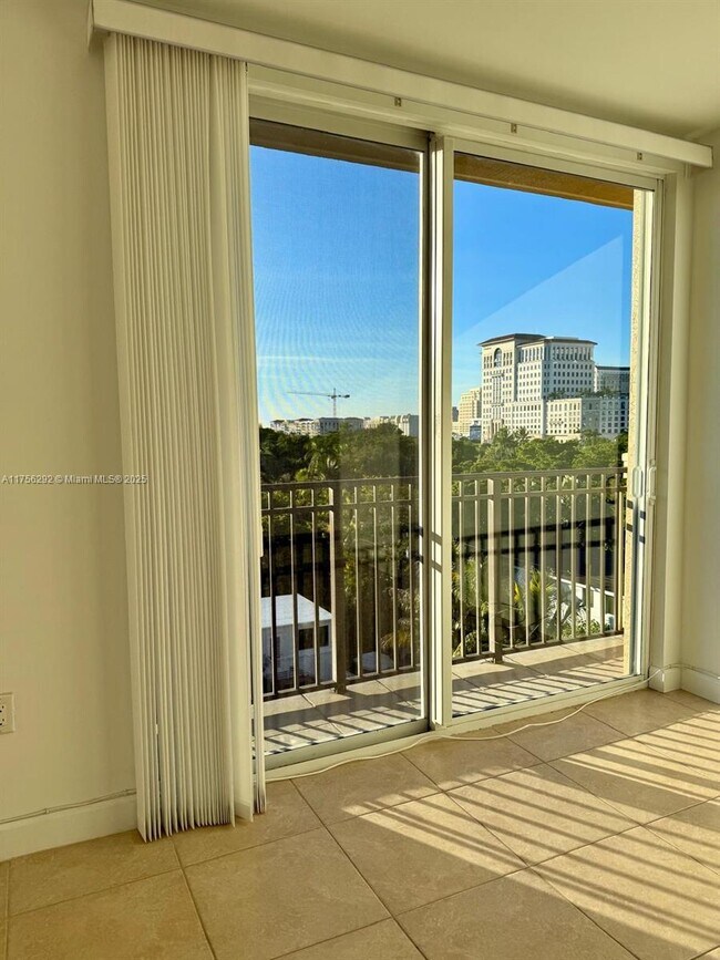 2650 SW 37th Ave in Miami, FL - Building Photo - Building Photo