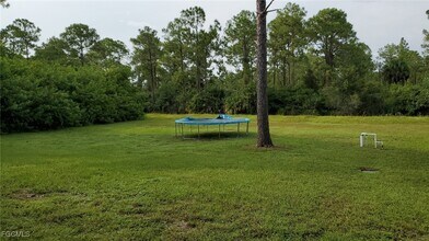 1013 Butler St E in Lehigh Acres, FL - Building Photo - Building Photo