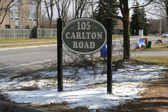 105 Carlton Rd in Markham, ON - Building Photo - Building Photo