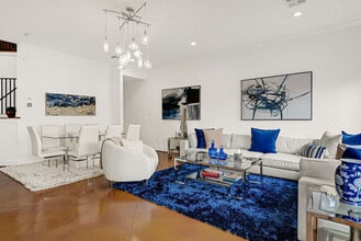 5522 Larkin St, Unit SI ID1056420P in Houston, TX - Building Photo - Building Photo