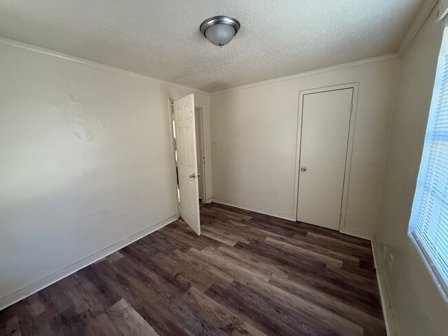 1004 S McKinley St in Albany, GA - Building Photo - Building Photo