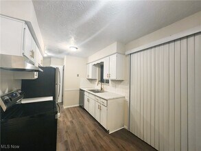 3780 Osage St in Stow, OH - Building Photo - Building Photo