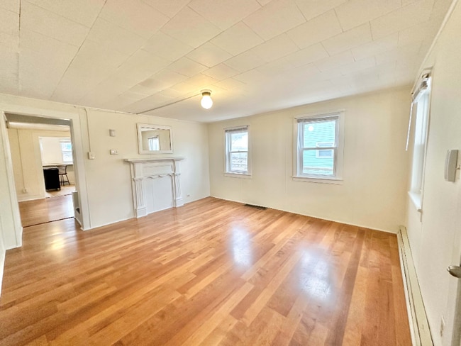 1144 Upper Mulberry St in Danville, PA - Building Photo - Building Photo