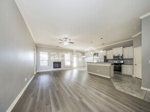 416 E Charlotte Terrace in Mustang, OK - Building Photo - Building Photo