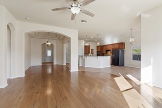 240 Harris Dr in Austin, TX - Building Photo - Building Photo