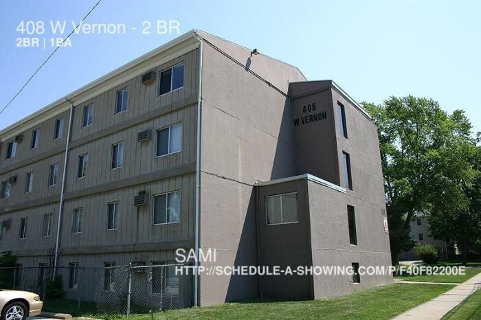 408 W Vernon Ave in Normal, IL - Building Photo