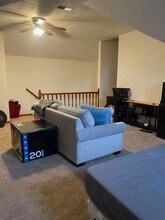 1117 Chipping Ct in Virginia Beach, VA - Foto de edificio - Building Photo