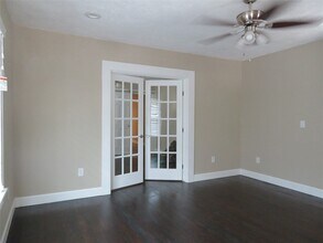 12 Greenwood St in Houston, TX - Building Photo - Building Photo