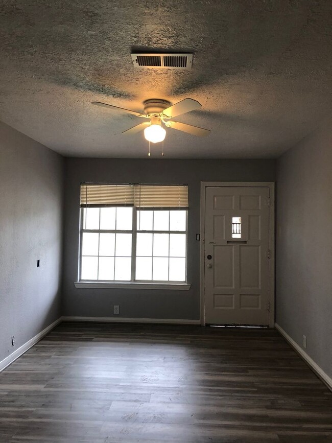 3225 Kenneth Ave in Beaumont, TX - Building Photo - Building Photo