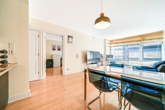 10 Regent St in Jersey City, NJ - Building Photo - Building Photo