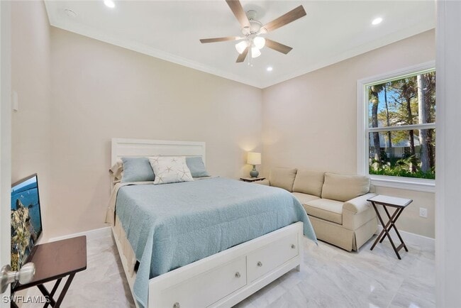 property at 589 12th Ave NW