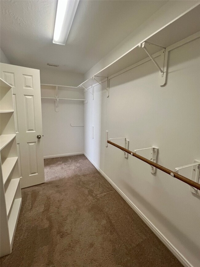 property at 411 White Oak Pointe Dr