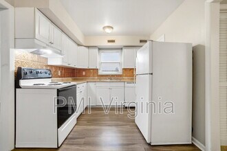 4209 Dunning Rd in Norfolk, VA - Building Photo - Building Photo