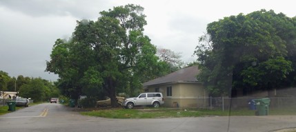 9203 NW 30th Ave in Miami, FL - Building Photo - Building Photo