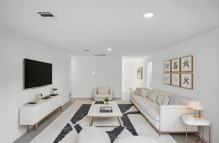 16714 Largetooth Aspen Ln in New Caney, TX - Building Photo