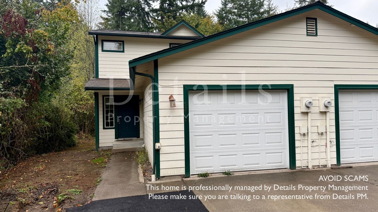 5210-5212 W Francis St in Bremerton, WA - Building Photo