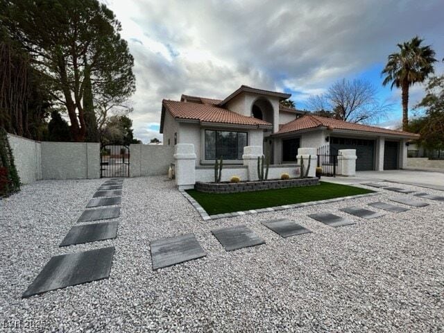 property at 3156 Shadow Bluff Ave