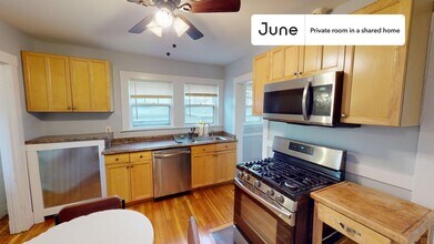 11 Governor Winthrop Rd in Boston, MA - Building Photo - Building Photo