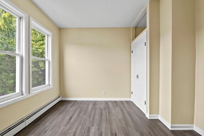 162-166 Manchester Avenue, 4 Second Floor in Paterson, NJ - Building Photo - Building Photo