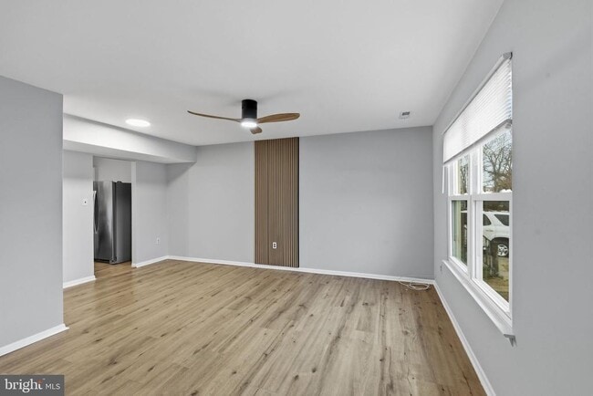 341 Clarkson St in Burlington, NJ - Building Photo - Building Photo