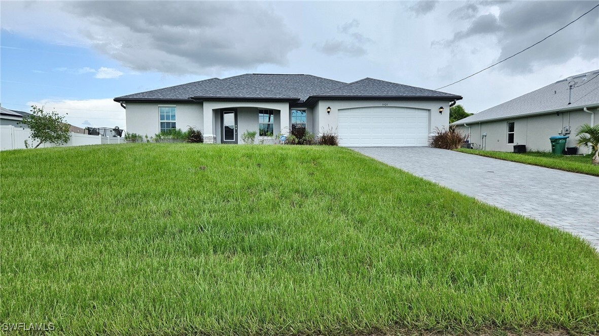 3523 NE 13th Ave in Cape Coral, FL - Building Photo