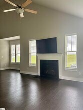 109 Creekhaven Ln in Taylors, SC - Building Photo - Building Photo