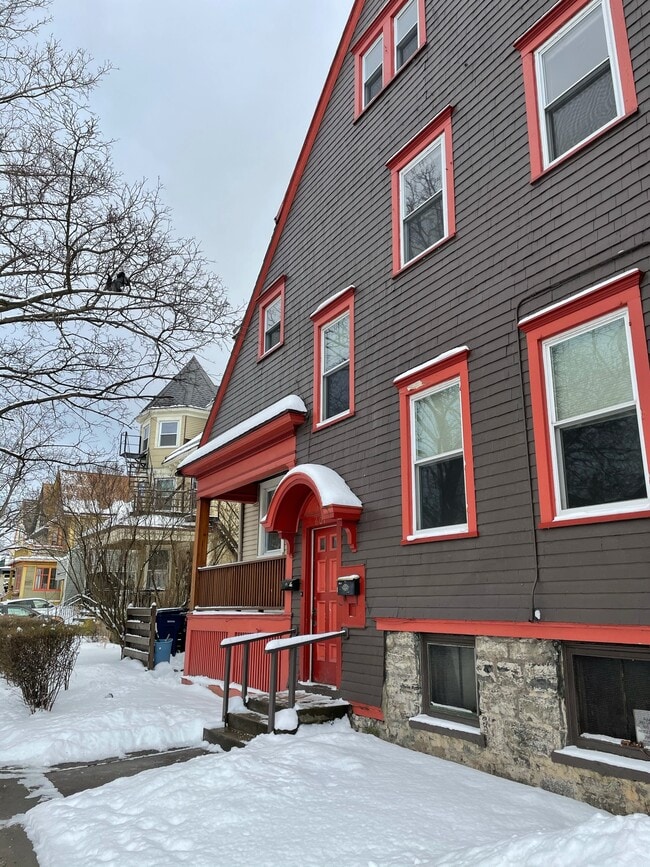 601 Bird Ave in Buffalo, NY - Foto de edificio - Building Photo