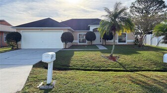 207 Cranbrook Dr in Kissimmee, FL - Building Photo