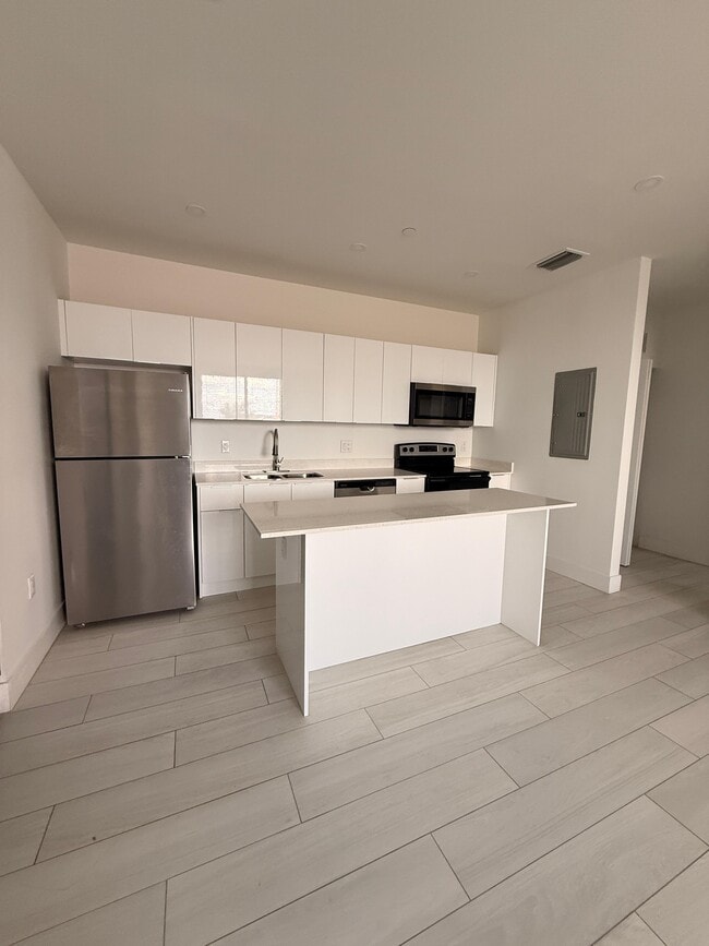 property at 765 E 20th St