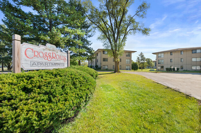 Crossroads Apartments in Sauk Village, IL - Foto de edificio - Building Photo