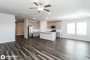 6045 Pathfinder Trail in Fort Worth, TX - Building Photo - Building Photo