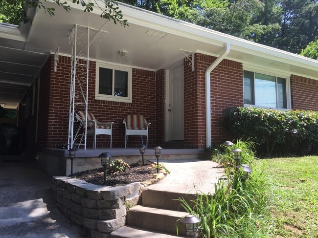 property at 430 Wimbledon Road Northeast